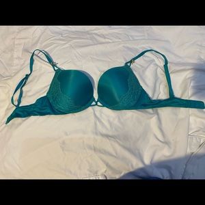 VS Bombshell bra